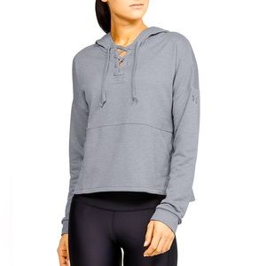 Women’s Under Armour Cross Town Crop Hoodie gray medium